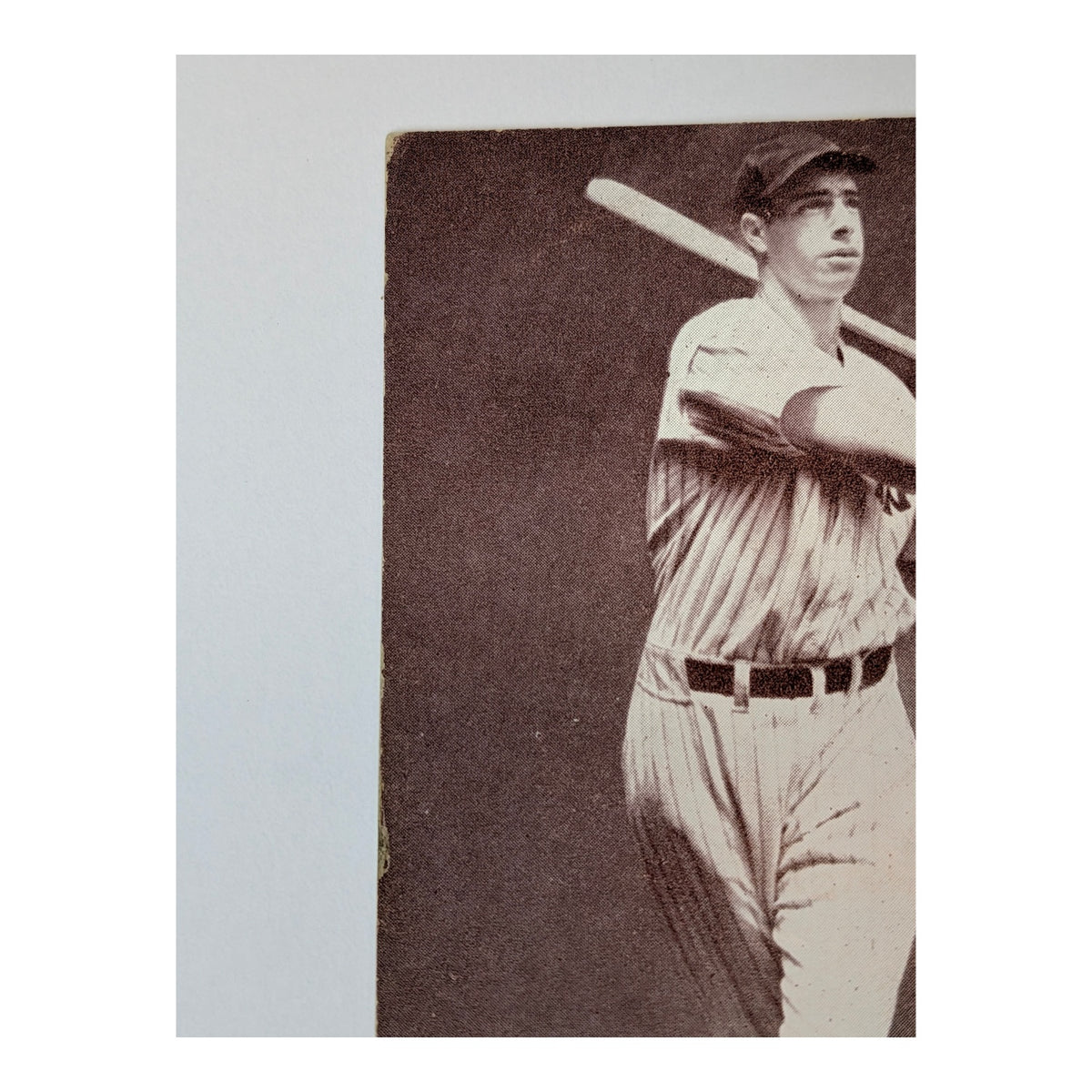 1939-46 Joe DiMaggio HOF Salutation Era Exhibit Arcade Baseball Card